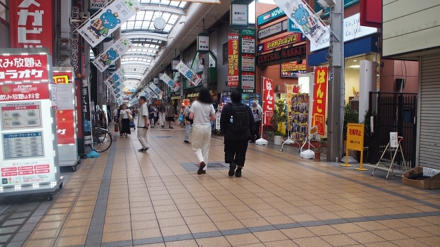 アーケード商店街